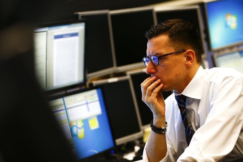Американский  рынок акций закрылся снижением на фоне публикации протокола заседания ФРС