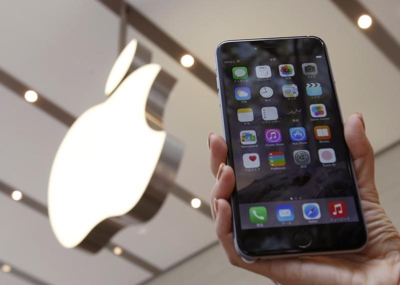Apple в сентябре представит новую линейку iPhone