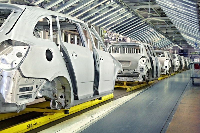 «АвтоВАЗ» возобновил после корпоративного отпуска производство автомобилей