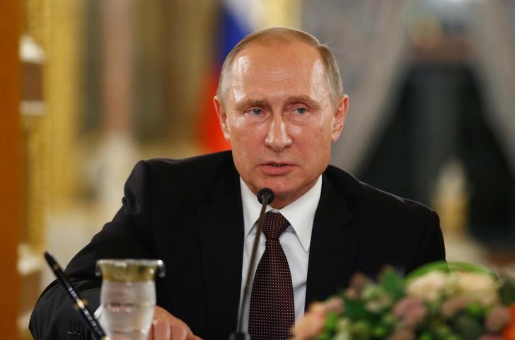 Путин: годовая инфляция в РФ сейчас составляет 6,5%