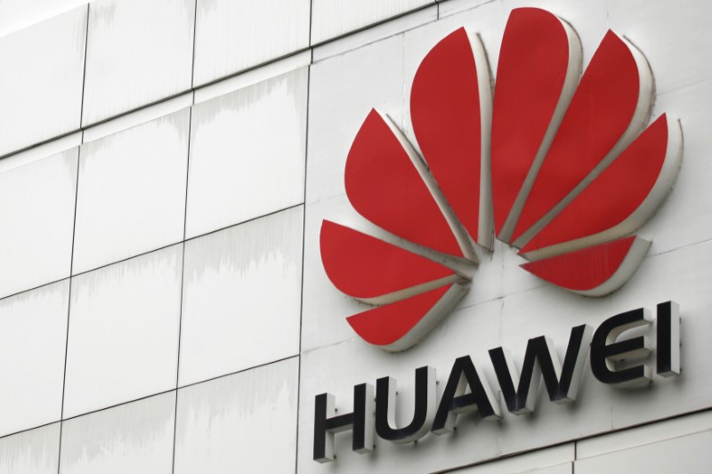 США разрешили  Huawei покупать чипы для автокомпонентов