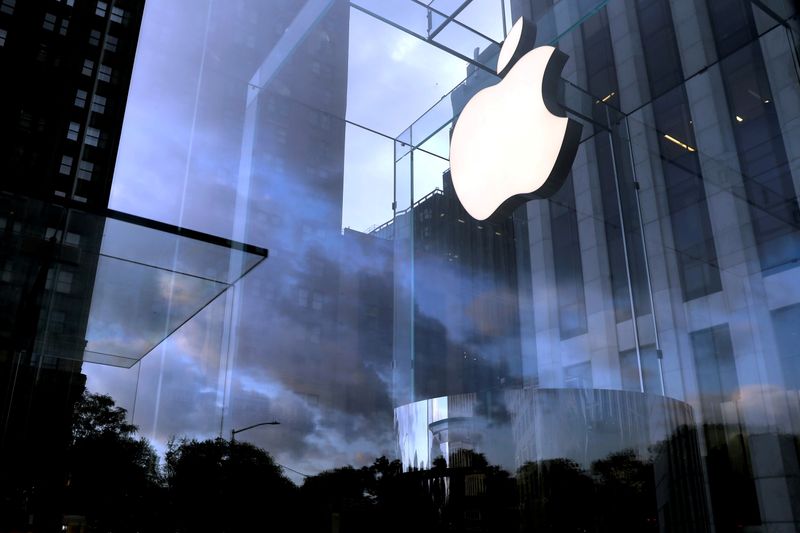 Apple представит новые модели iPhone в рамках продвижения 5G