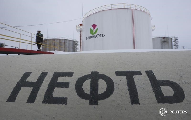 Путин не исключает нефть по $100, ОПЕК ждет снижения роста спроса