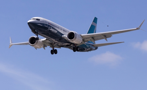 Заказы на самолеты Boeing опережают отмены восьмой месяц подряд