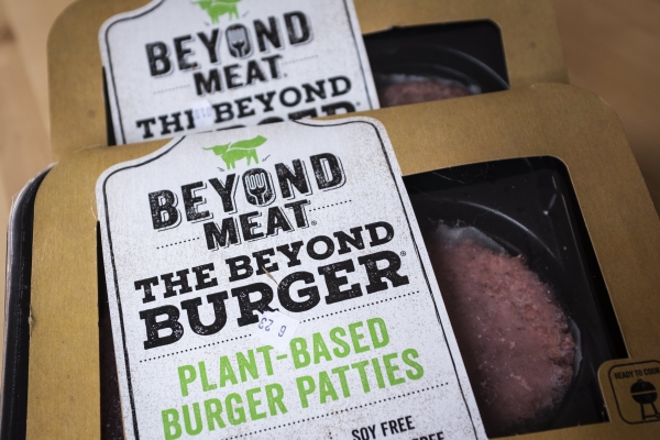 Акции Beyond Meat упали на 17%, поскольку аналитики беспокоятся о долгосрочном росте компании.