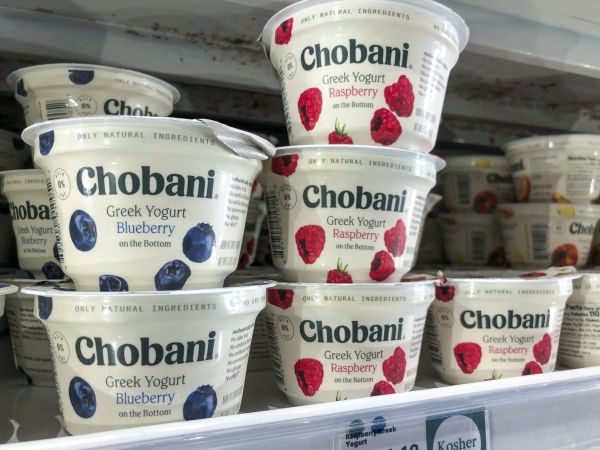 Чобани подает заявку на публичное размещение акций в связи с ростом продаж йогурта