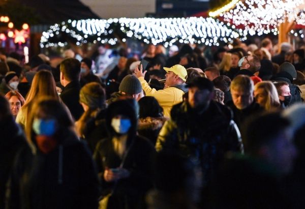 'Привиты, выздоровели или умерли': Германия жестко предупреждает свой народ зимой
