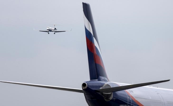 Акции «Аэрофлота» подешевели на угрозе санкций