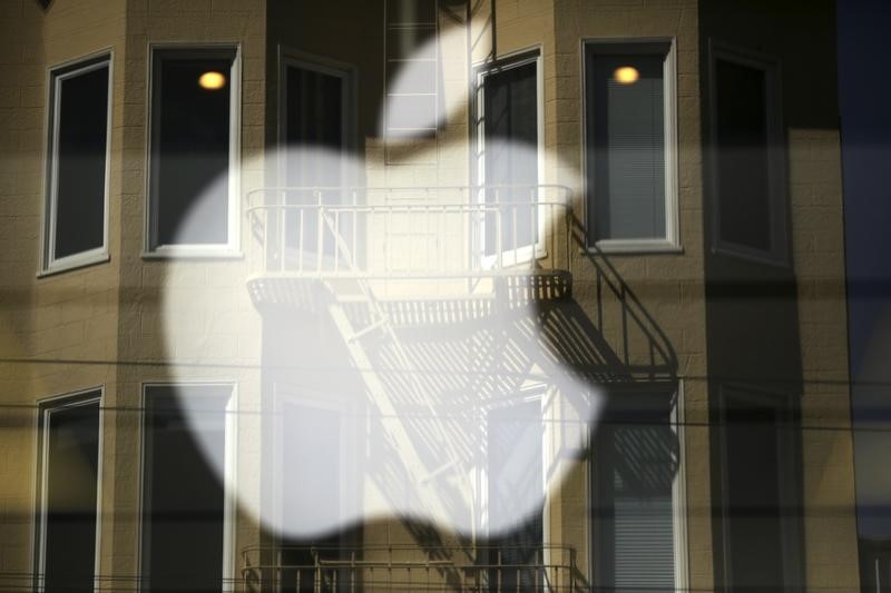 Apple отказалась от продаж модели iMac с процессором Intel