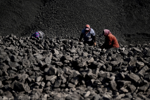 Импорт угля в Китай в октябре почти удвоился по сравнению с прошлым годом.