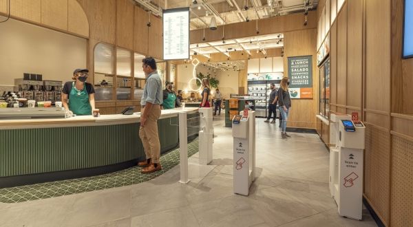 Starbucks и Amazon открывают кофейню без кассы на Манхэттене. Загляни внутрь