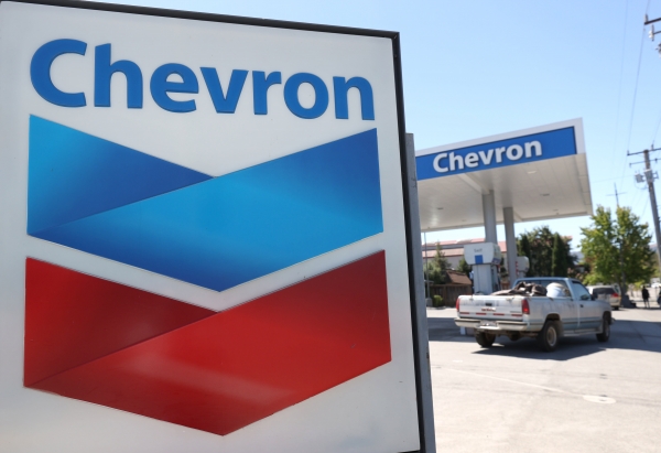 UBS рекомендует Chevron покупать, заявляя, что высокие цены на нефть сохранятся и увеличат акции