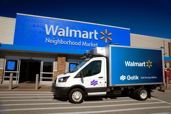 Walmart использует грузовики без водителя, чтобы расширить свой продуктовый онлайн-бизнес