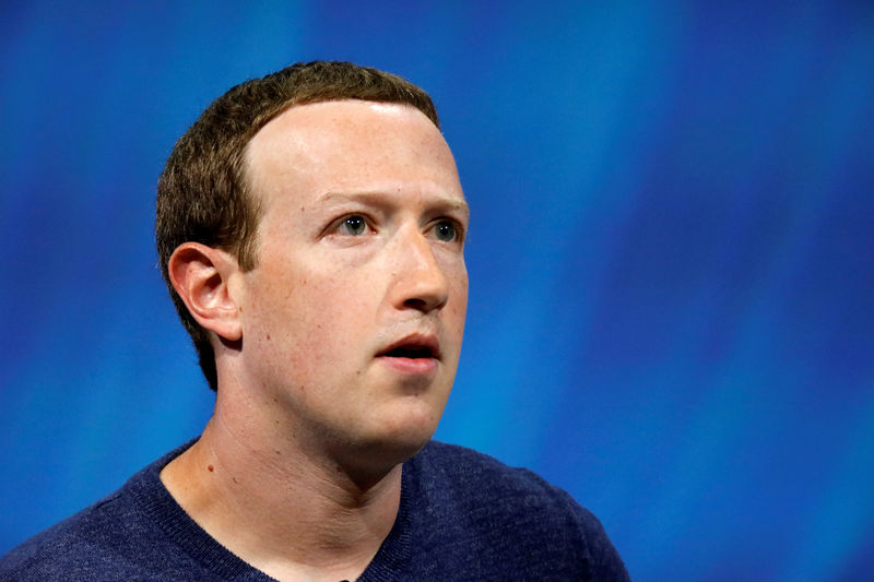 Информатор по делу Facebook призвала Цукерберга уйти в отставку