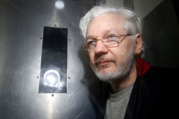 США выиграли призыв об экстрадиции основателя Wikileaks Джулиана Ассанжа из Великобритании