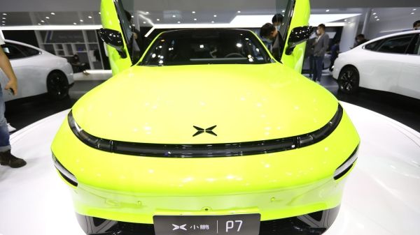 Китайская Xpeng повышает цены на автомобили вслед за Tesla и другими производителями электромобилей из-за роста стоимости сырья