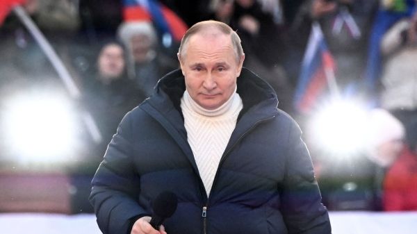 Путина можно считать «безумным диктатором», но он построил мощные барьеры, чтобы предотвратить переворот