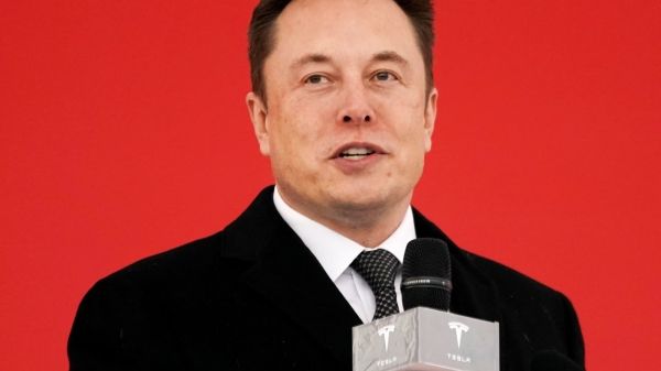 Генеральный директор Tesla Илон Маск заявил, что у него снова Covid