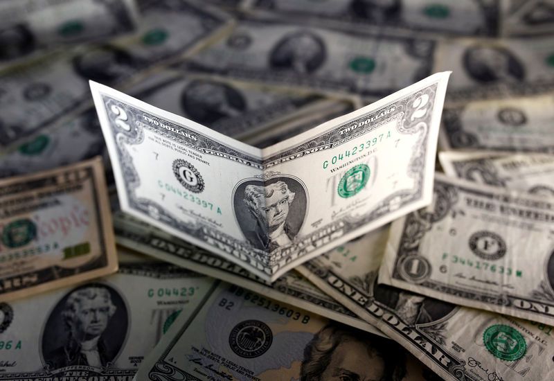 ЦБ РФ установил курс доллара США на сегодня в размере 95,6618 руб., евро — 105,2662 руб.