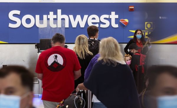 Southwest вернет выпивку на борт 16 февраля после почти двух лет