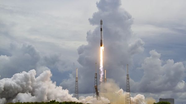 SpaceX повышает цены на запуски ракет и спутниковый интернет Starlink, поскольку инфляция ударяет по сырью