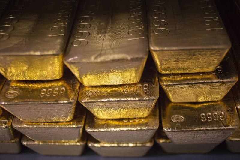 Путин подписал указ об отмене НДС при покупке золота