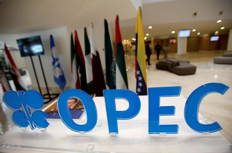 Страны ОПЕК+ одобрили наращивание нефтедобычи в мае