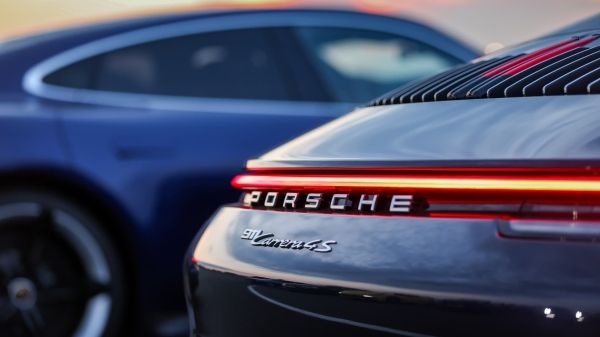 Porsche увеличивает свои инвестиции в «электронное топливо» для перехода на электромобили за счет доли в производителе в Чили.